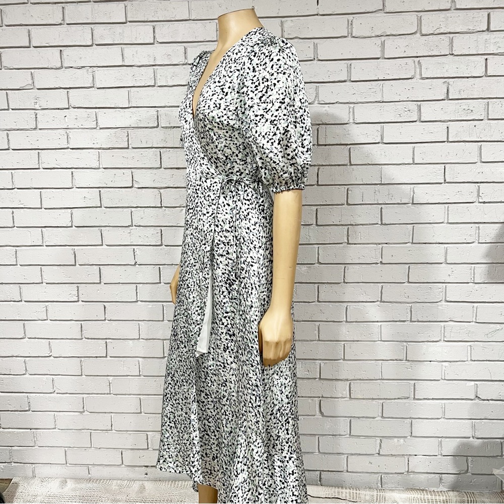 Club Monaco Women’s Spotted Dress - Picture 4 of 13